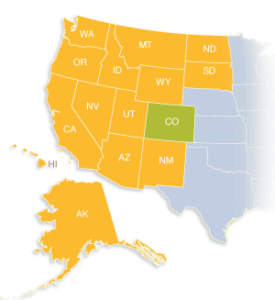 mapa que muestra los estados de la WUE: Alaska, Arizona, California, Hawai, Idaho, Montana, Nevada, Nuevo México, Dakota del Norte, Oregón, Dakota del Sur, Utah, Washington y Wyoming.